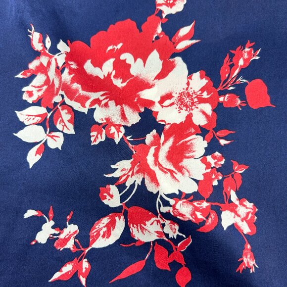 Tutu & Lilli Womens Blouse Size XS Blue Red Floral Pullover Short Sleeve Top - Picture 5 of 7